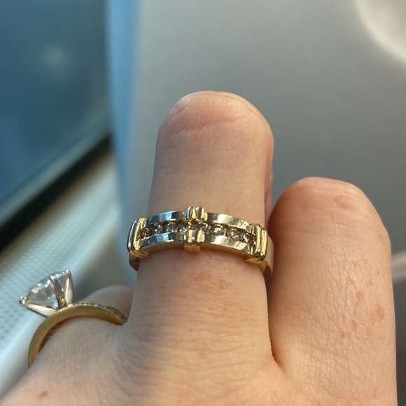 14k White and Yellow Gold Ring with Diamonds - Picture 7 of 13